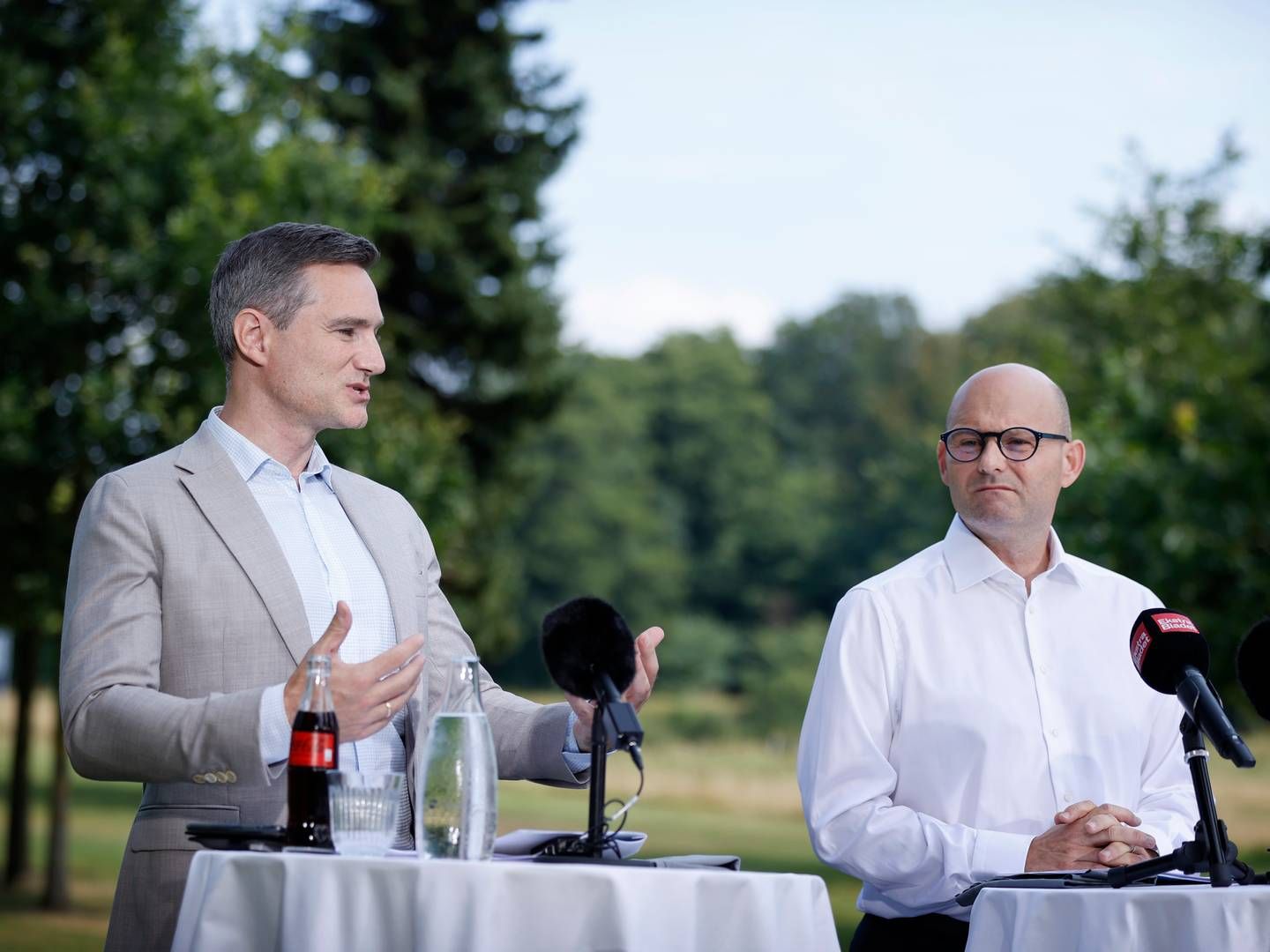 Finansordfører for Det Konservative Folkeparti, Rasmus Jarlov (til venstre), var manden, der trykkede nej for partiet i dets modstand mod statsstøtte til Bavarian Nordic. | Foto: Jens Dresling