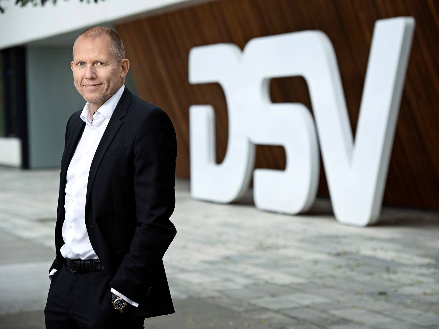Jens Bjørn Andersen, CEO i DSV, holder fast i logistikkæmpens model, hvor opkøbte selskaber integreres i DSV samtidig med at dobbeltfunktioner inklusive medarbejdere skæres væk for at opnå besparelser. | Foto: Dsv / Pr