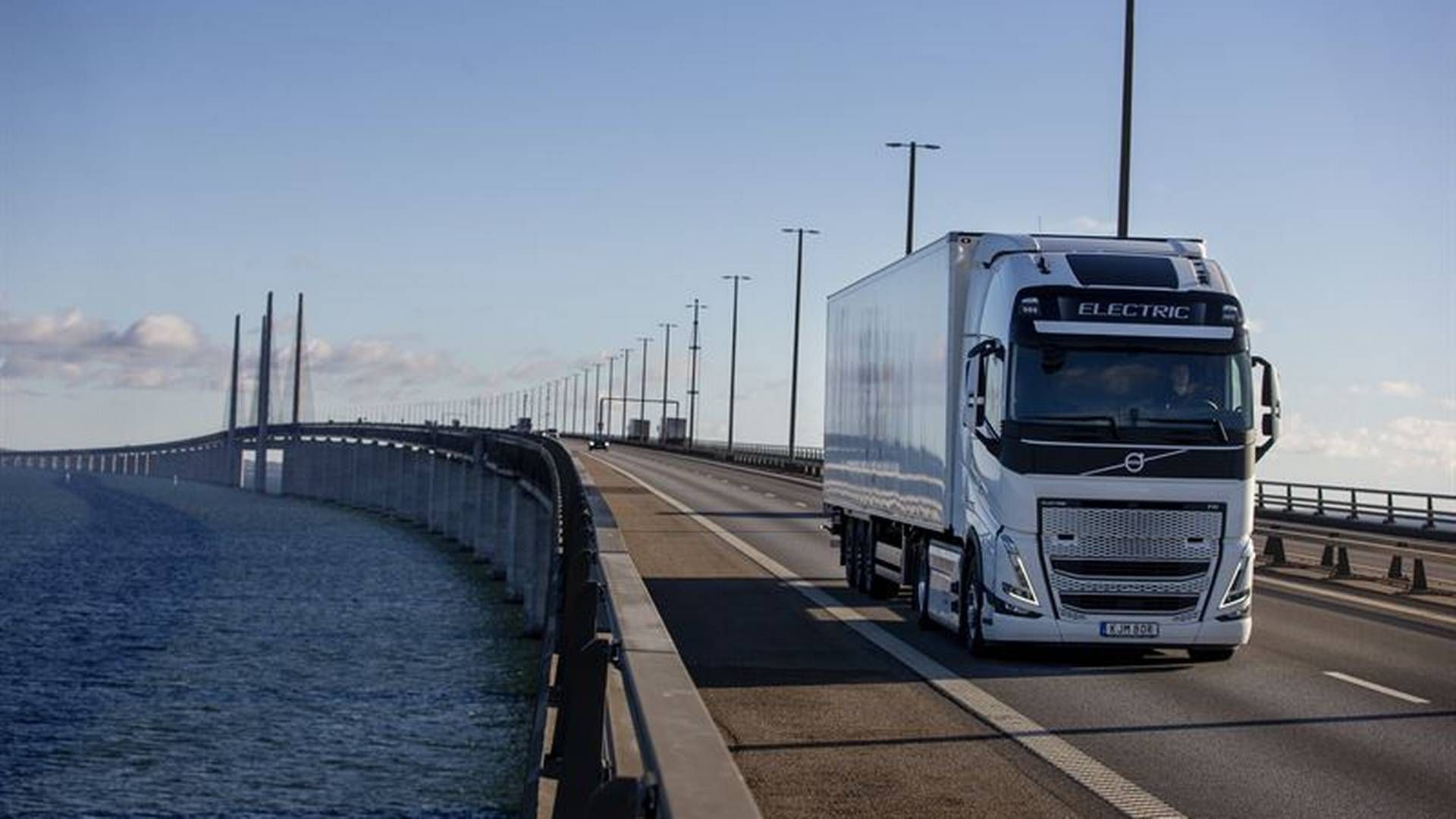 Ellastbil kører over Øresund | Foto: Volvo / Pr