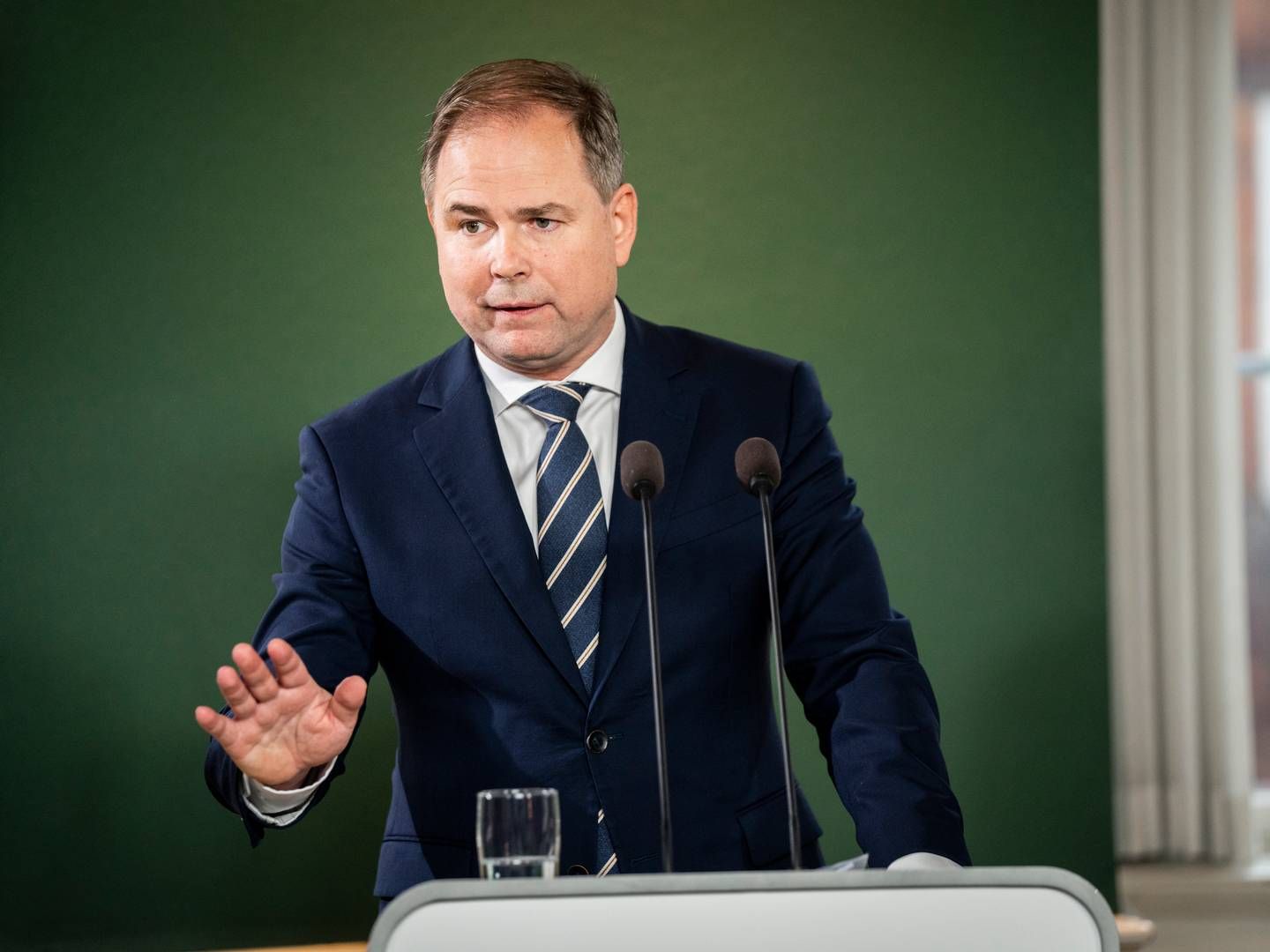Nicolai Wammen (S) løftede på et pressemøde sløret for et tiltag i regeringens finanslovsforslag, der ifølge regeringen skulle sætte skub under udfasningen af naturgas. | Foto: Ida Marie Odgaard