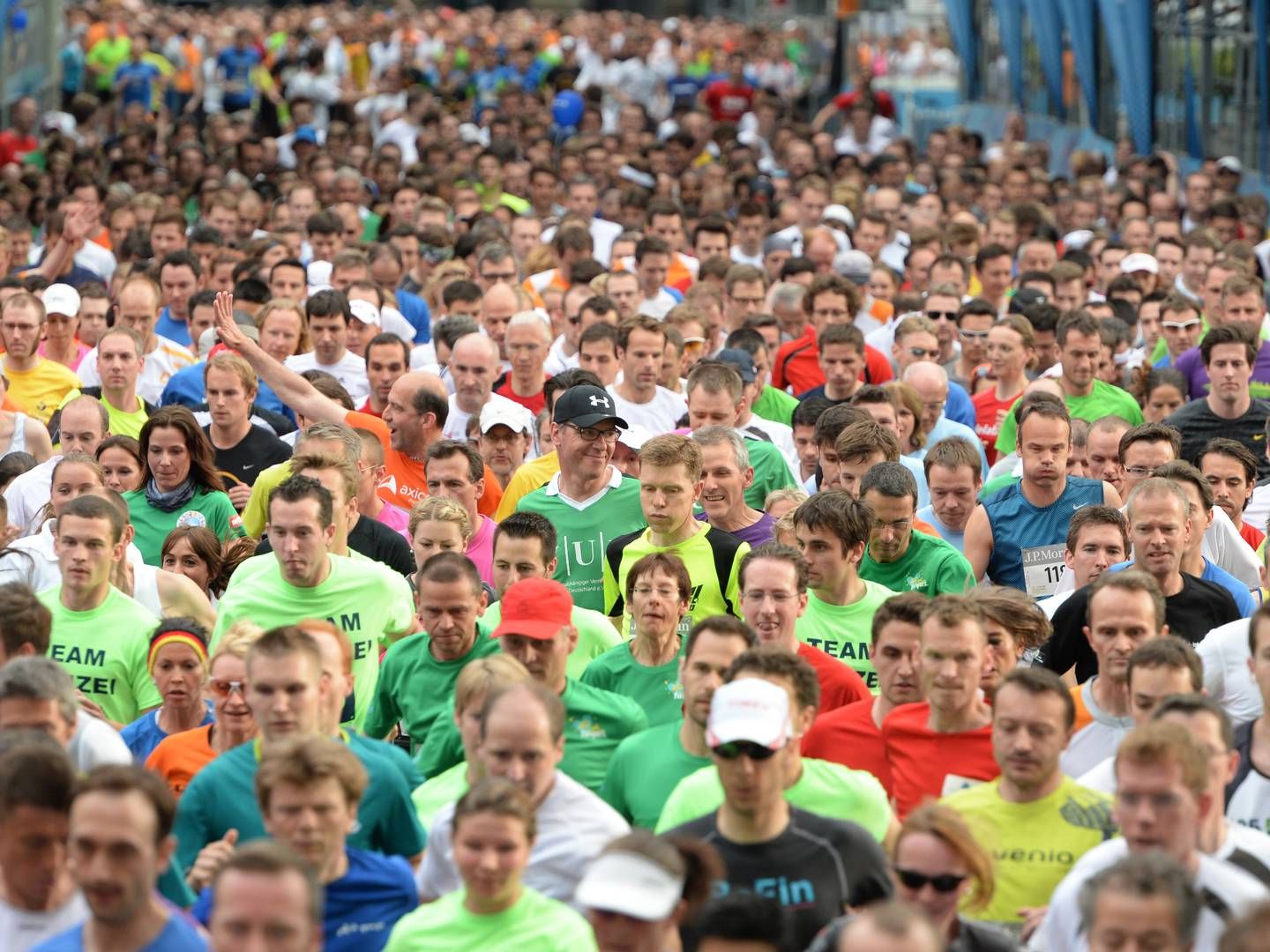 Der-JP-Morgan-Corporate-Challenge-Lauf ist für die beteiligten Banker ein großer Spaß. Ein Bank Run ist überhaupt nicht lustig. | Foto: picture alliance / dpa | Arne Dedert