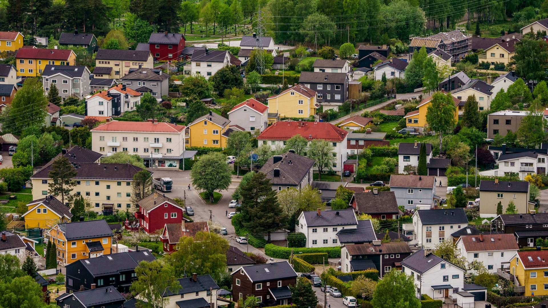 Mange husholdninger sliter med høy rente og høy prisvekst. Rentetoppen er nær, mener SSB, men folk flest må likevel belage seg på relativt høy belastning også i året som kommer. | Foto: Stian Lysberg Solum / NTB