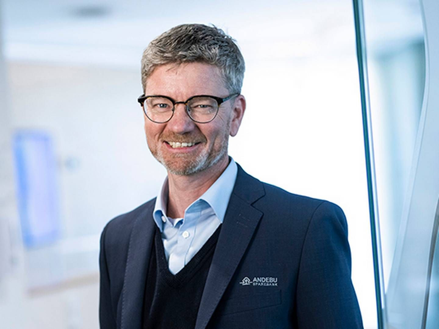 Bærekraftsansvarlig og kommunikasjon- og markedssjef Øyvin Hansen i Andebu Sparebank.