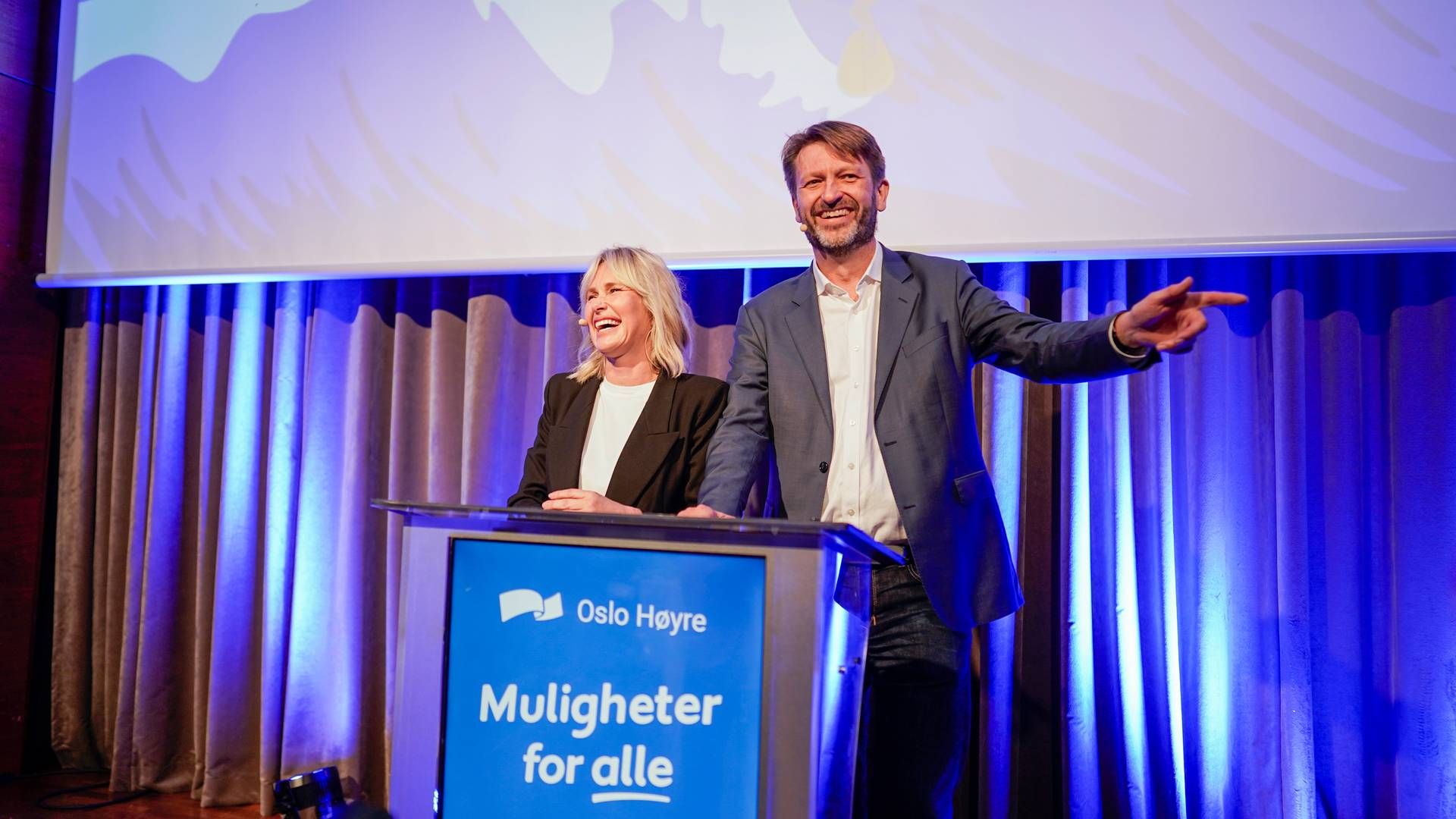 VALGVAKE: Eirik Lae Solberg (H) og Anne Lindboe (H) på Høyres valgvake på Høyres Hus i Oslo under kommunevalget mandag kveld. | Foto: Heiko Junge/NTB