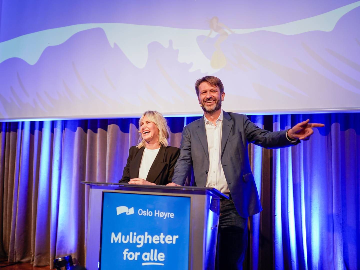 VALGVAKE: Eirik Lae Solberg (H) og Anne Lindboe (H) på Høyres valgvake på Høyres Hus i Oslo under kommunevalget mandag kveld. | Foto: Heiko Junge/NTB