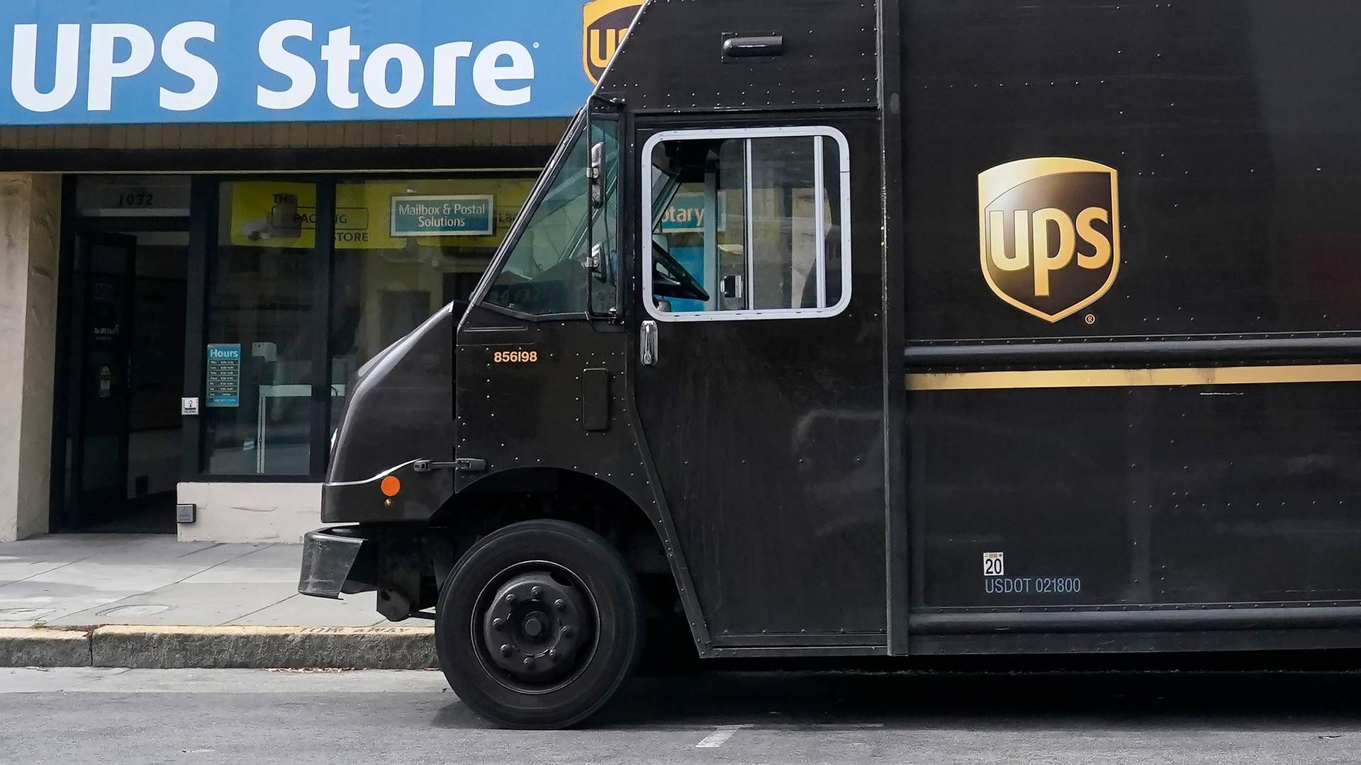Ansatte hos UPS kan se frem til de største lønstigninger i første år af nye overenskomst. | Foto: Jeff Chiu/AP/Ritzau Scanpix