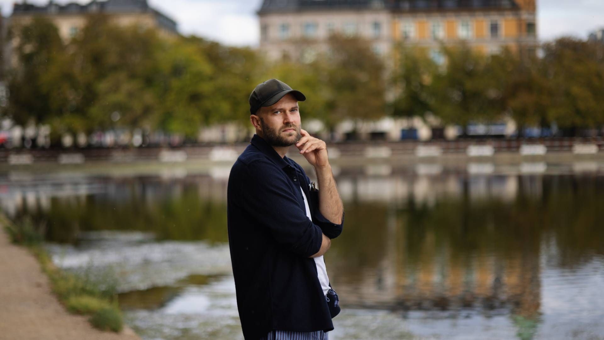Sebastian Lynggaard er personen bag den populære Instagramkonto Herlige Svend (@herligesvend) og forfatter til bogen "Mandsforræder". | Foto: Ritzau/Scanpix