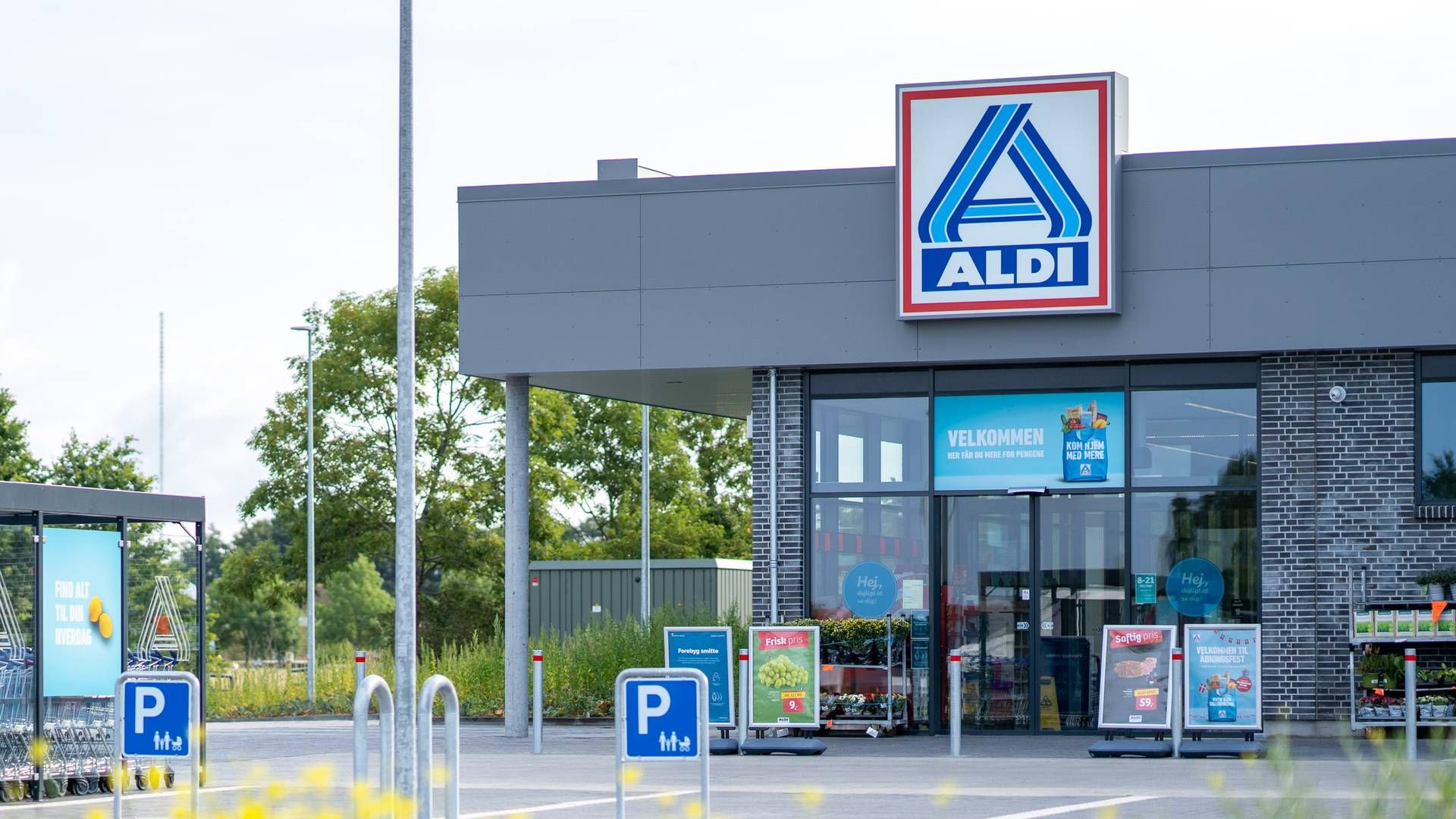 Aldi er i fuld gang med at trække sig tilbage fra det danske marked efter at have frasolgt størstedelen af sine butikker til Rema 1000 samt en række andre butikker til konkurrenterne Coop, Dagrofa, Lidl og Salling Group. | Foto: Aldi / Pr