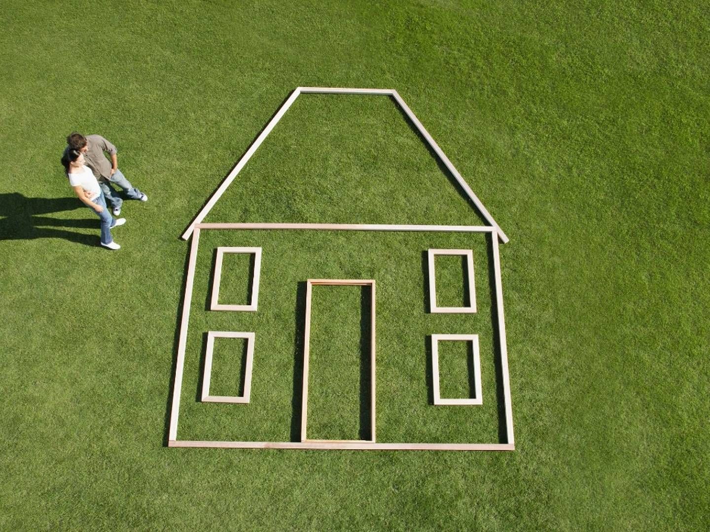 Underholdningsværdien ville være i samme flyvehøjde som vurderingerne, hvis ikke emnet var så alvorligt og påvirkede så mange mennesker. Bag de mange – med en boligøkonoms ord – ”crazy” vurderinger gemmer sig en masse danskere, som sidder tilbage med forvirring, frustration og en masse uafklarede spørgsmål. Kilde: Getty Images.