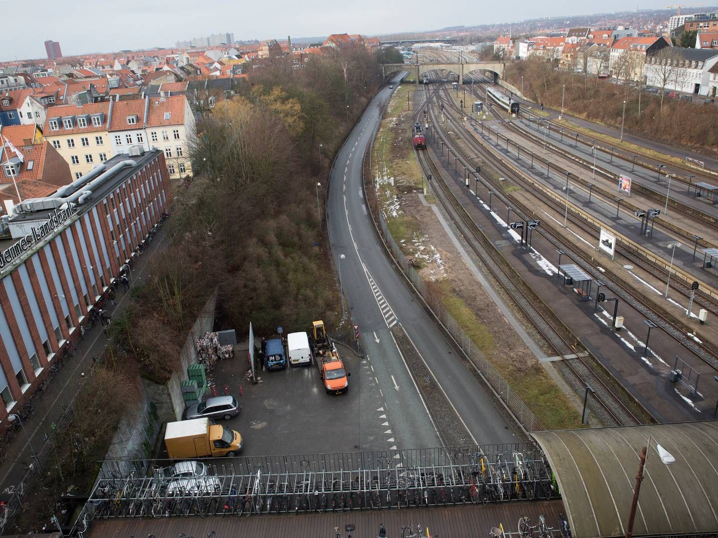 Udsigt over jernbanesporene ved Aarhus Hovedbanegård. | Foto: Charlotte De La Fuente/Jyllands-Posten/Ritzau Scanpix