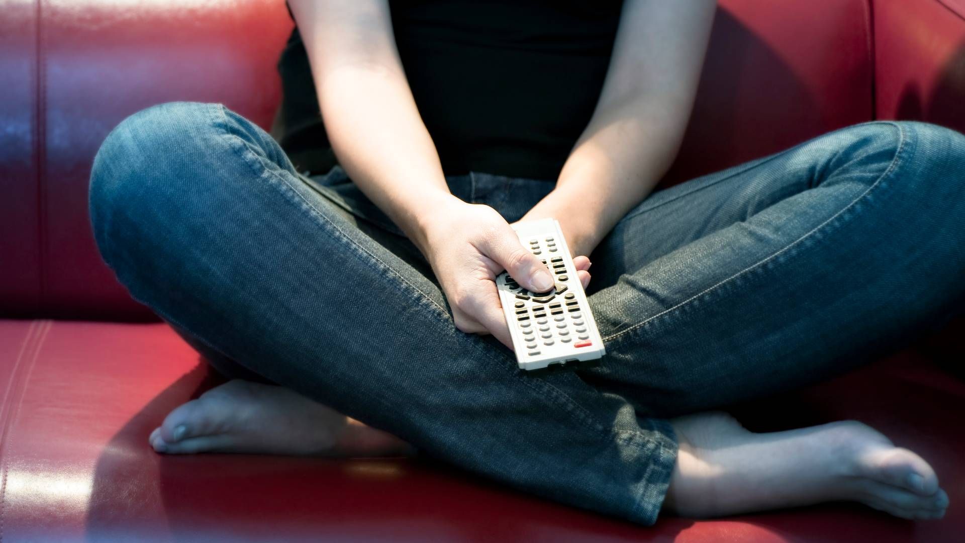 Andelen af nordiske husstande, der har en tv-enhed, som er forbundet til internettet, er vokset fra 54 pct. i 2015 til 75 pct. | Foto: Colourbox