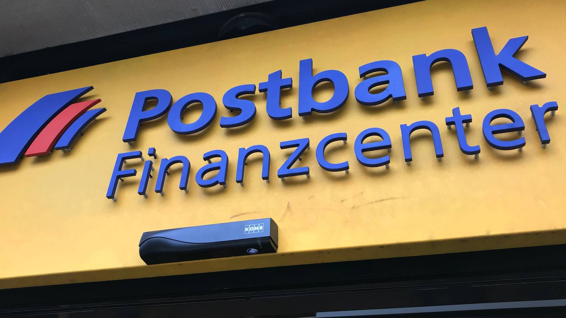 Hat der Deutschen Bank ordentlich Ärger eingebrockt: Ihr Tochterunternehmen Postbank. | Foto: picture alliance / Caro | Sorge