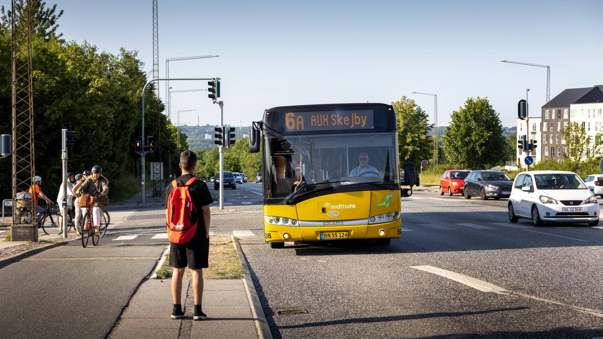 Kommunerne og regionerne, der ejer trafikselskaberne, er ikke i stand til at finansiere underskuddet, lyder det i debatindlægget. | Foto: Joachim Ladefoged