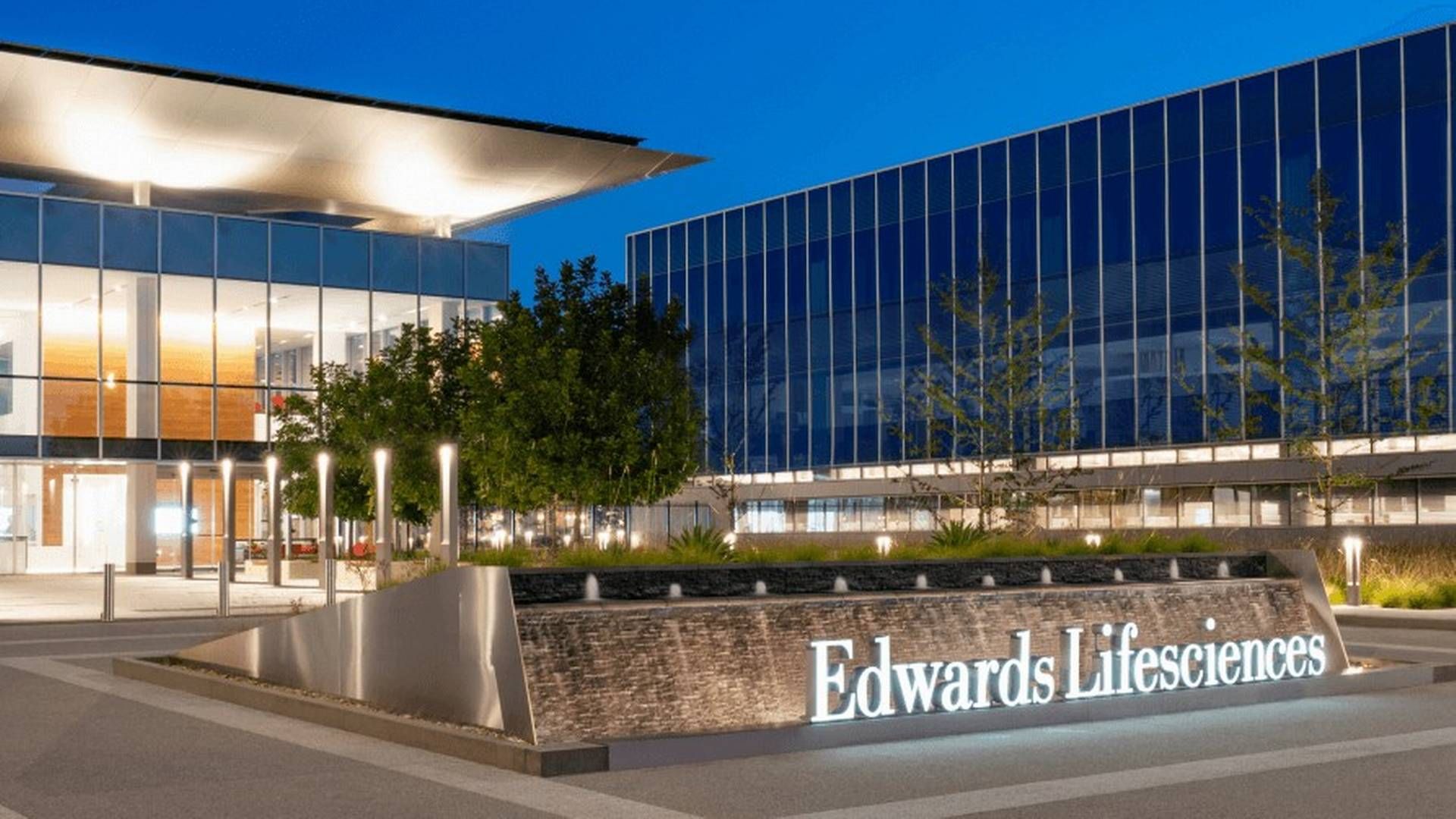 Edwards Lifesciences fremstiller hjerteklapper og en enhed til TAVR, der bruges under hjerteoperationer. | Foto: Edward Lifesciences