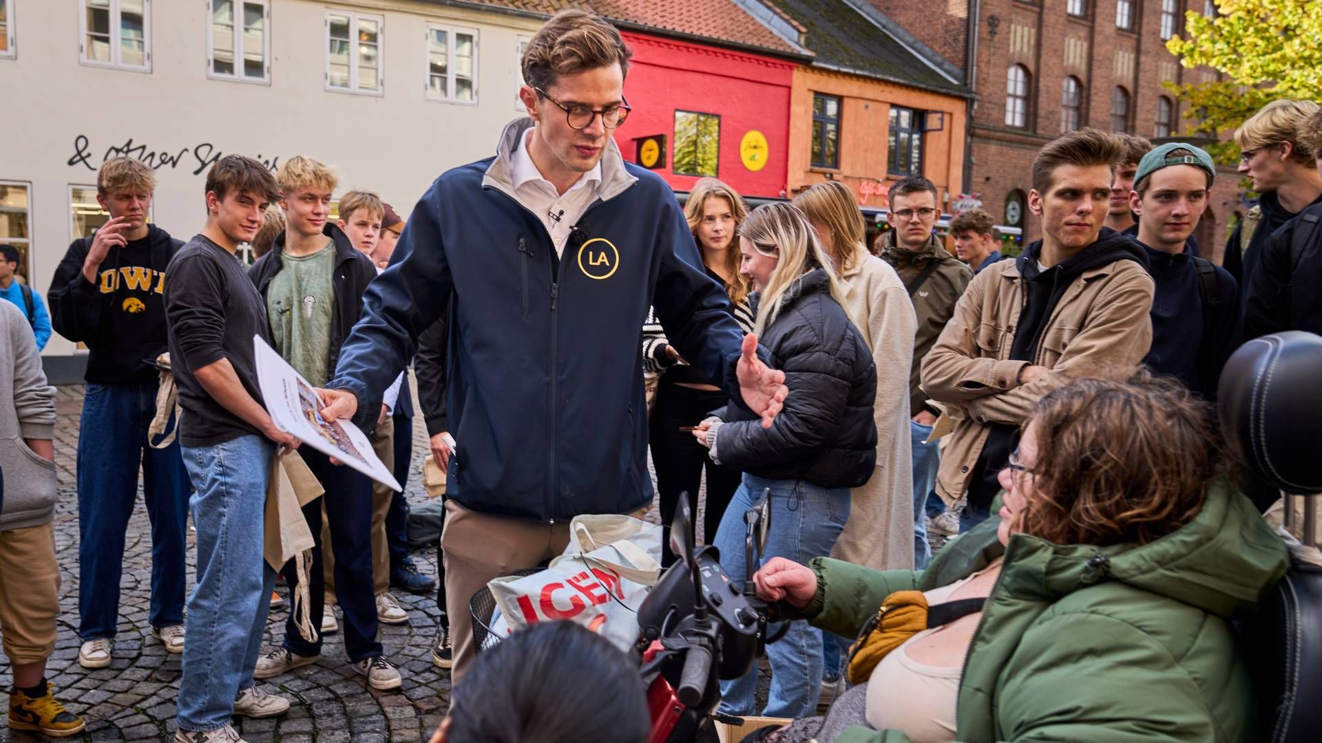 Alex Vanopslagh laver Tiktok-meet-up i Aarhus under valgkampen. | Foto: Claus Bonnerup