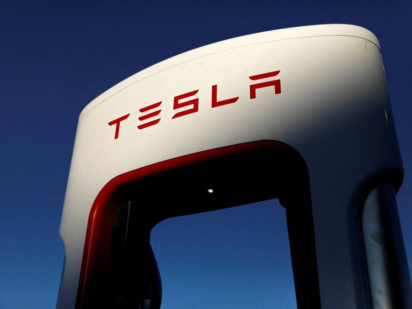 Tesla bliver inden længe stødt af tronen, lyder vurderingen. | Foto: Mike Blake/Reuters/Ritzau Scanpix