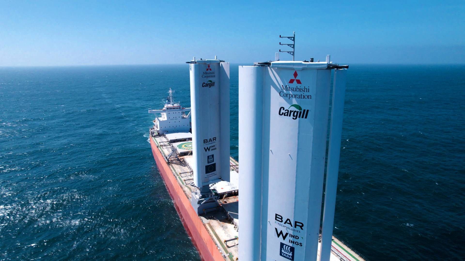 I august testede Cargill International et nyt vinddrevet skib. Nu lancerer råvareselskabet i et fælles udviklingsprojekt med bl.a. Lloyds Register et nyt kamsarmax tørlastskib, der kan sejle på metanol og med vindkraft. | Foto: Cargill Bulgaria/Reuters/Ritzau Scanpix