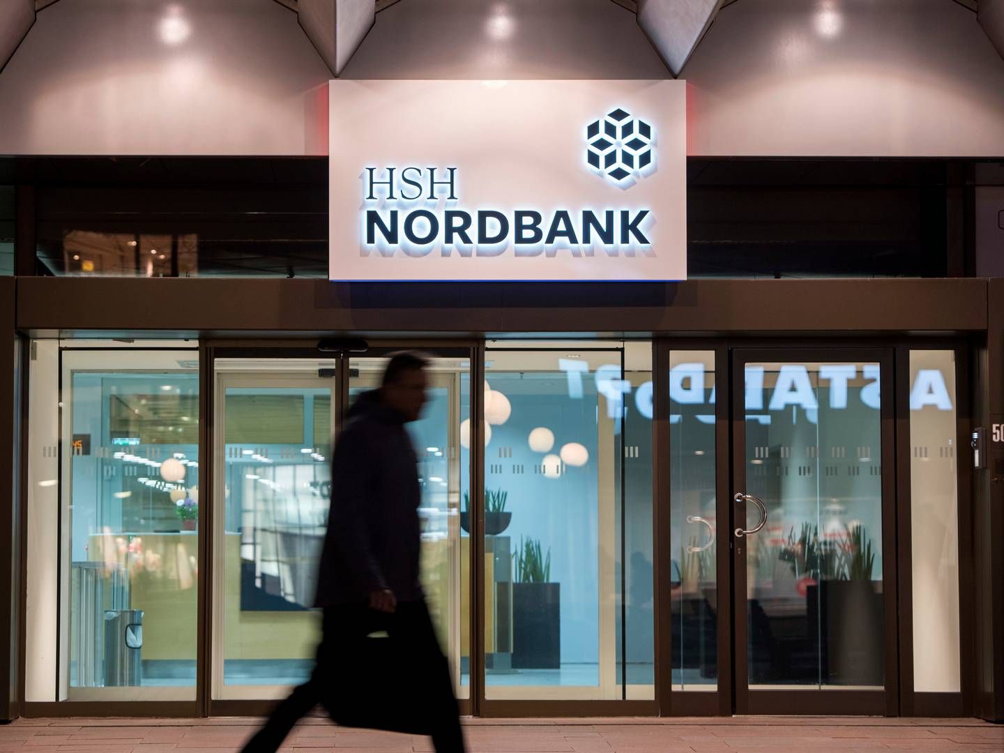 Oprydningen efter HSH Nordbank, der nu hedder Hamburg Commercial Bank, er afsluttet med salget af en milliardstor portefølje af nødlidende shippinglån.. | Foto: Daniel Bockwoldt/AP/Ritzau Scanpix