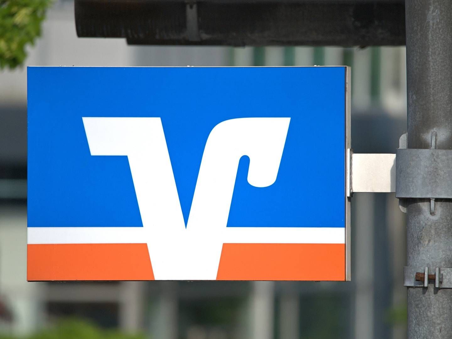 Das Logo der VR-Banken. | Foto: picture alliance / SULUPRESS.DE | Torsten Sukrow/SULUPRESS.DE