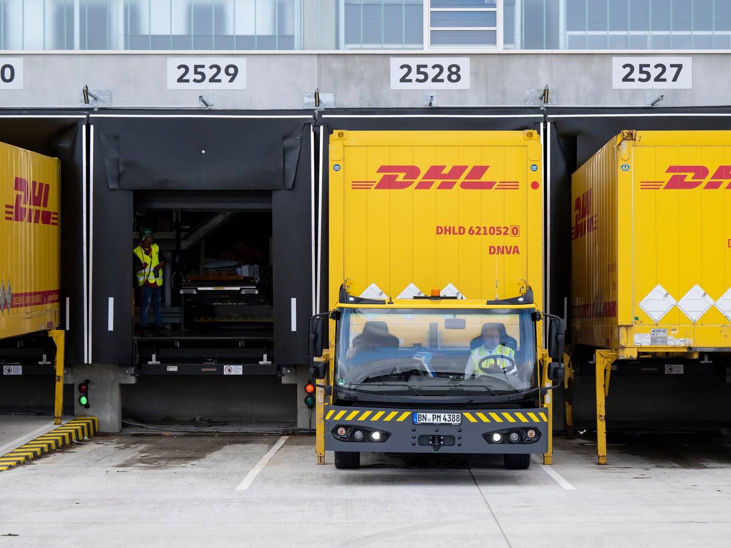 Hvis konkurrencemyndighederne nikker ja, overtager DHL de resterende 60 pct. af Danzas AEI Emirates. | Foto: Sven Hoppe/AP/Ritzau Scanpix
