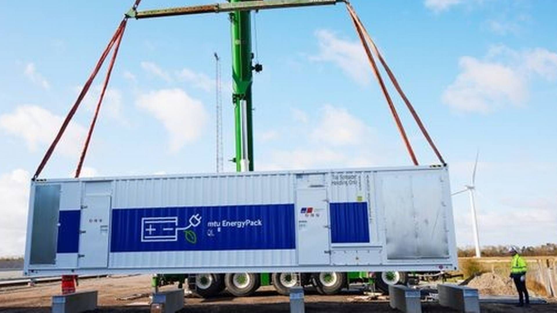 Ewiis batterisystem har en kapacitet på 2 megawatt og 2,2 megawatt-timer og fylder en 40 fods container, som står placeret hos Lindø Offshore Renewables Center på Fyn. | Foto: Blitz 77