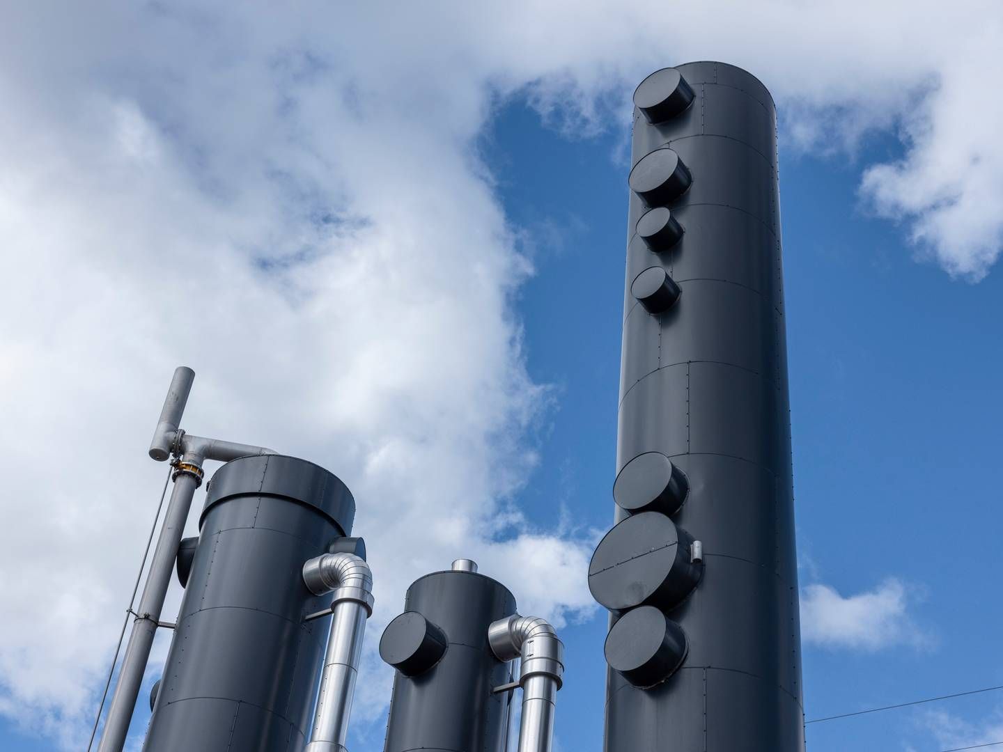 Biogasanlæg bruger i dag filtre, der filtrerer afkastluften fra biogasproduktionen. Men de kan altså blive udfordrede, lyder konklusionen i forskningsprojektet. | Foto: Christian Falck Wolff