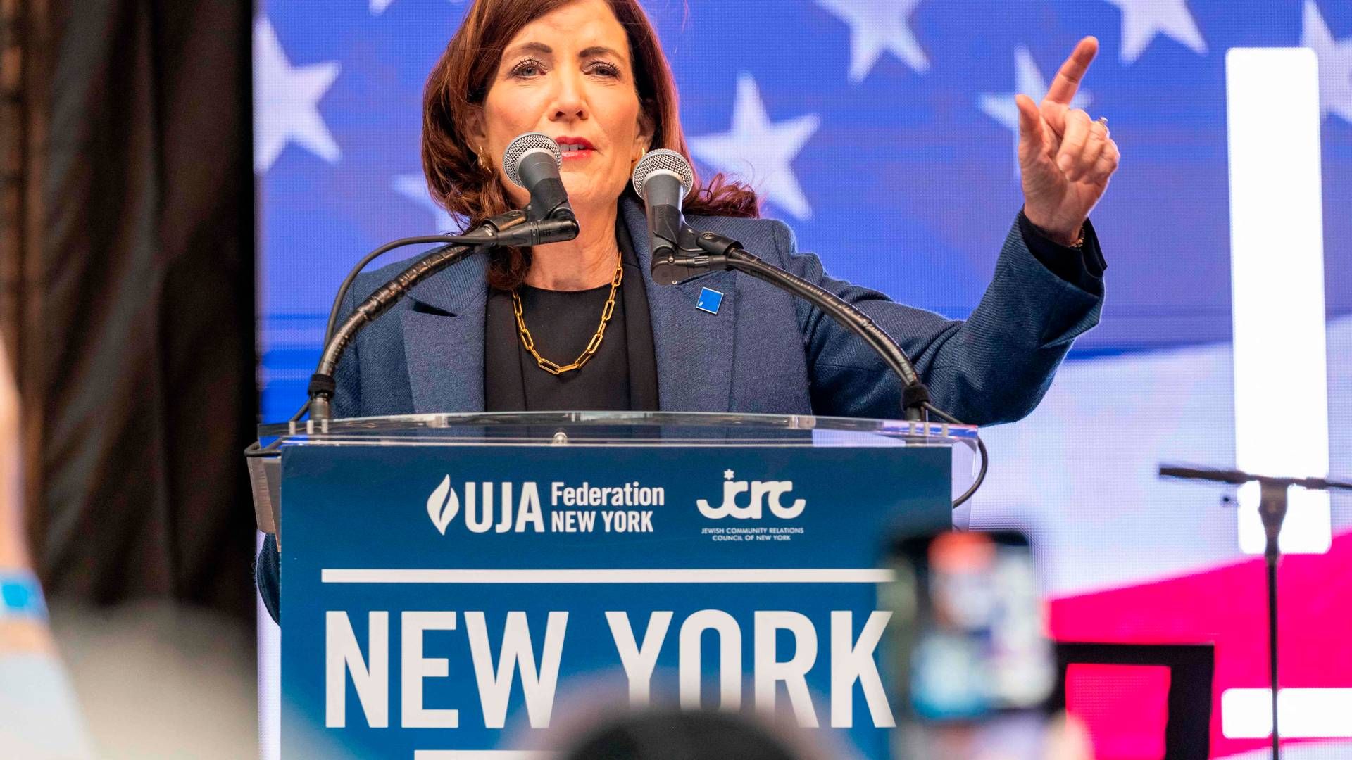 GUVERNØR: Kathy Hochul er guvernør i delstaten New York, og fredag nedla hun veto mot en ny transmisjonslov. | Foto: Spencer Platt
