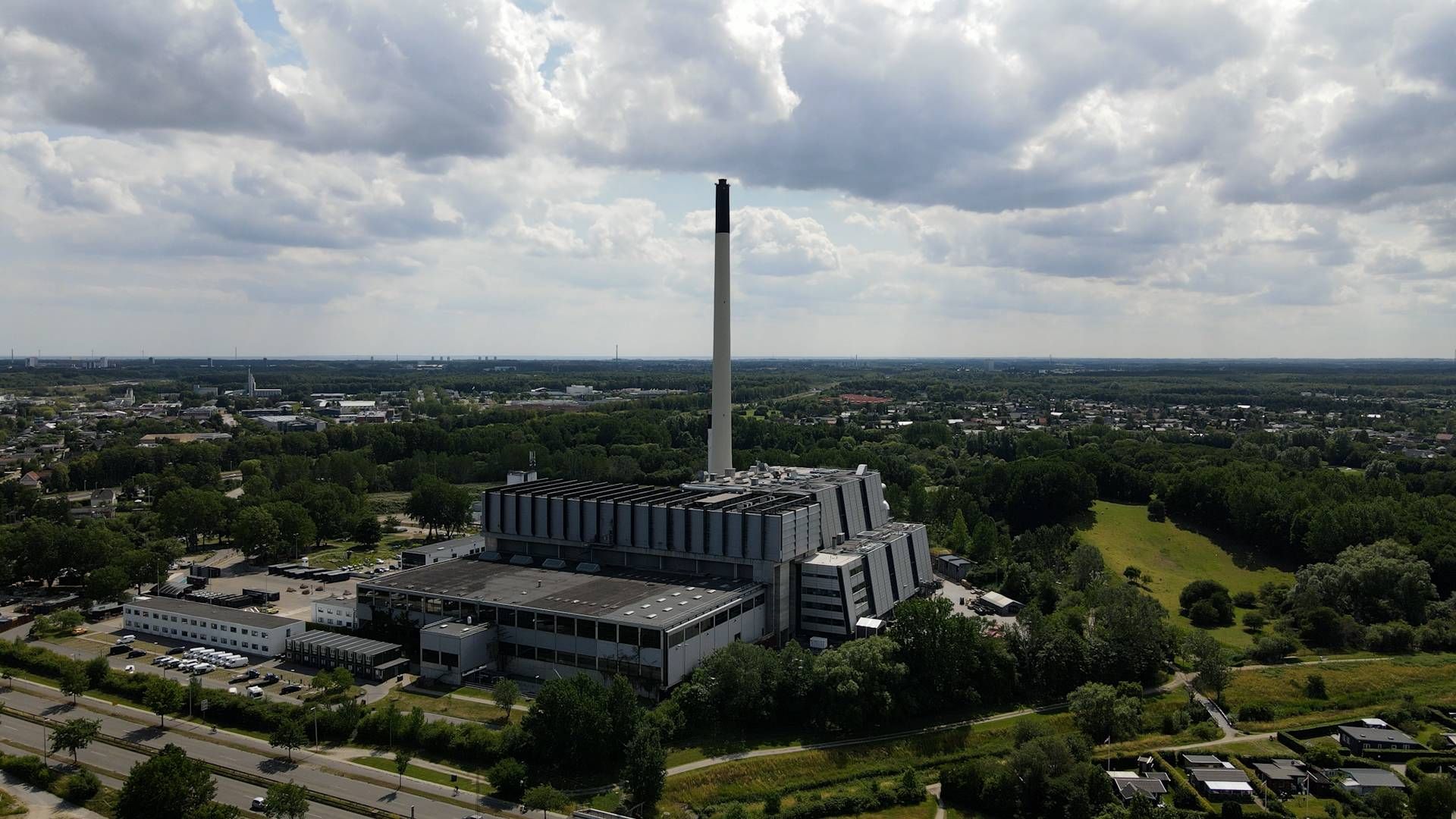 Vestforbræding i Glostrup er et af de affaldsforbrændingsanlæg, der forventer at installere fuldskala-CO2-fangst i fremtiden. | Foto: Vestforbrænding/pr