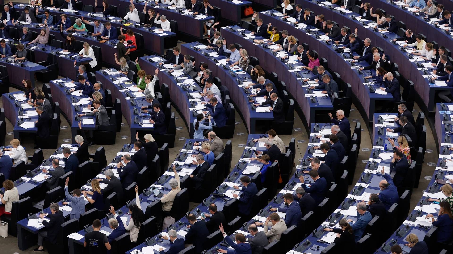 EU-parlamentarikere arbejder netop nu på en forordning, der skal sætte rammer for udvikling og brug af kunstig intelligens i unionen. | Foto: Jean-Francois Badias/AP/Ritzau Scanpix