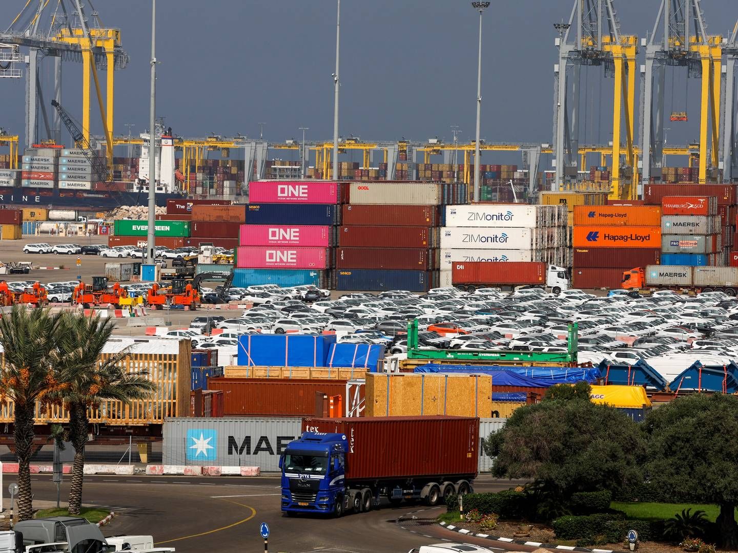 Ashdod-havnen i Israel, har begrænset fragten af farligt gods, men ellers opererer havnen trods krigen. | Foto: Ammar Awad/Reuters/Ritzau Scanpix