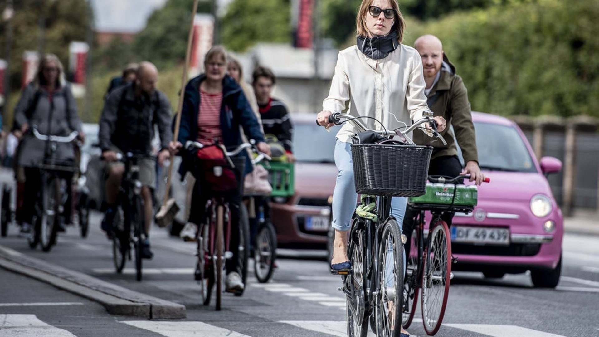 Cykelhjelmen Hövding 3 skal undersøges i Sverige efter kritiske meldinger, der sår tvivl om sikkerheden. | Foto: Celina Dahl/Ritzau Scanpix