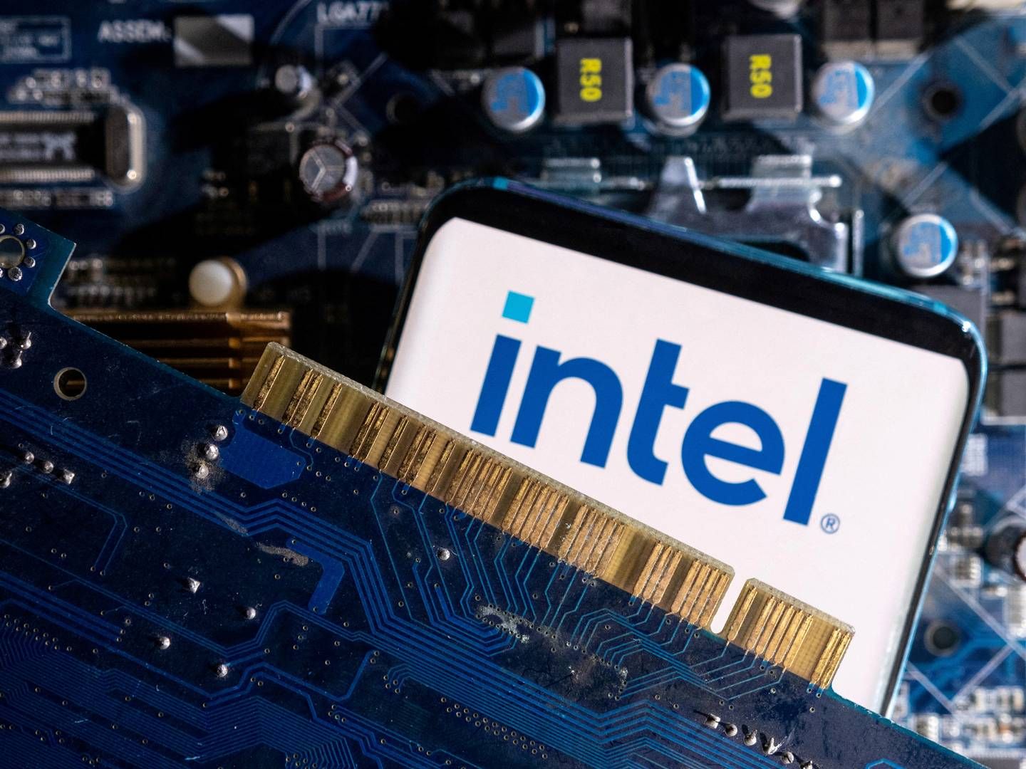 Intel, en af verdens største producenter af mikrochips, har lagt sine store udvidelsesplaner i Vietnam på hylden. | Foto: Dado Ruvic/Reuters/Ritzau Scanpix