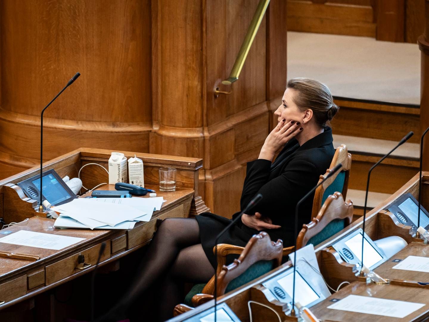 Statsminister Mette Frederiksen (S) skulle tirsdag svare på spørgsmål om FE-sagen, og det skal hun igen onsdag. | Foto: Emil Nicolai Helms