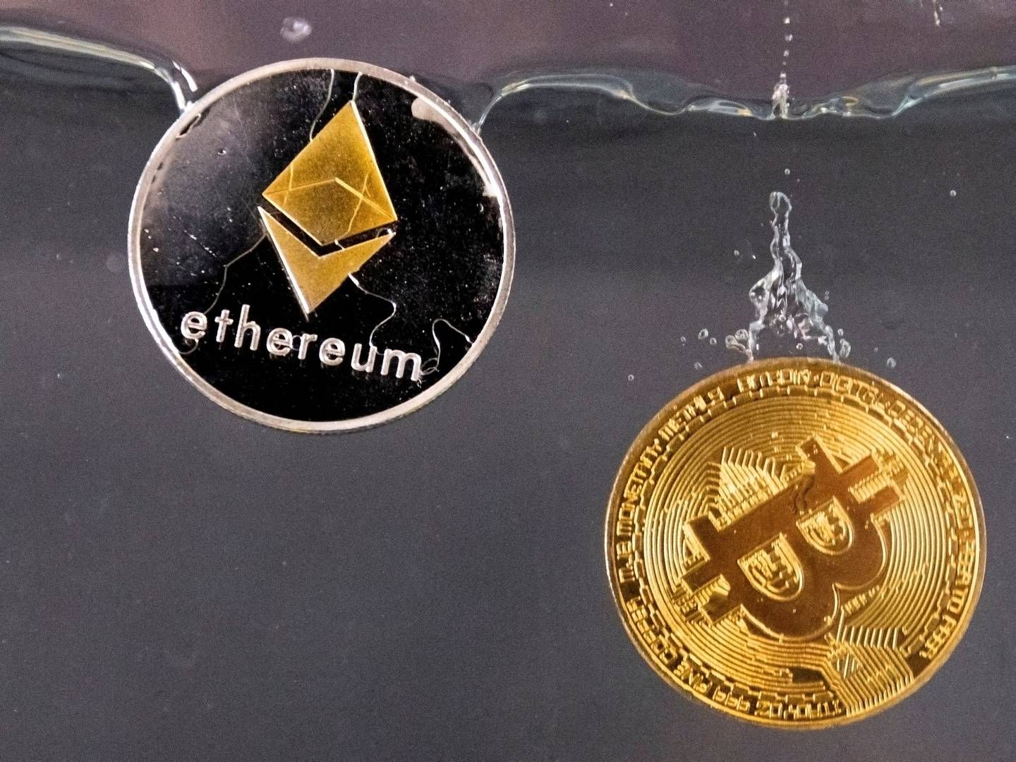 Kryptovalutaerne Bitcoin og Etherum har haft store udsving. | Foto: Dado Ruvic