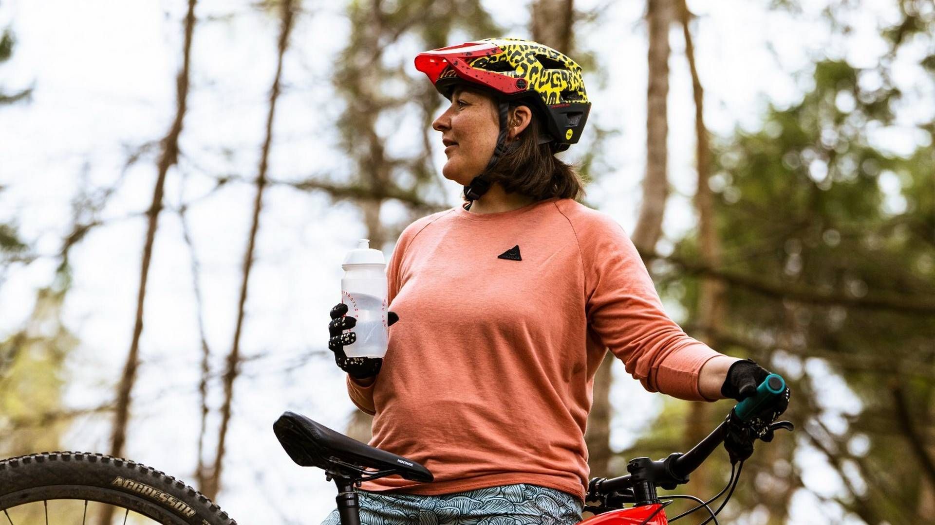 Solveig Høeg Larsen blev bidt af mountainbiking og har siden arbejdsmæssigt og kreativt fået en masse ud af sin hobby. | Foto: Camilla Hylleberg