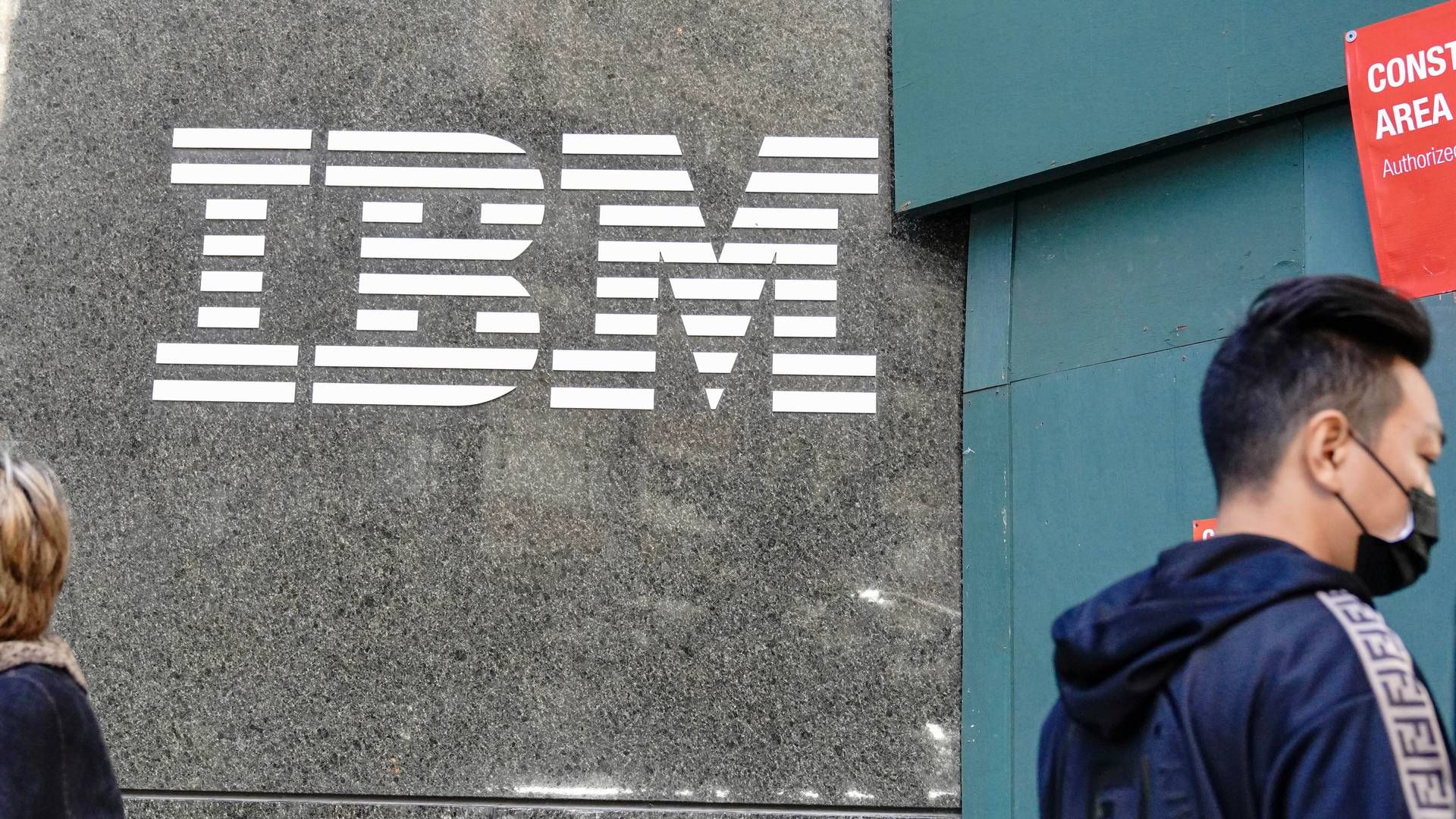 IBM suspenderer sine annoncer fra X, tidligere kendt som Twitter, efter Media Matters har fundet IBM-annoncer ved siden af nazistisk indhold. | Foto: John Nacion/AP/Ritzau Scanpix