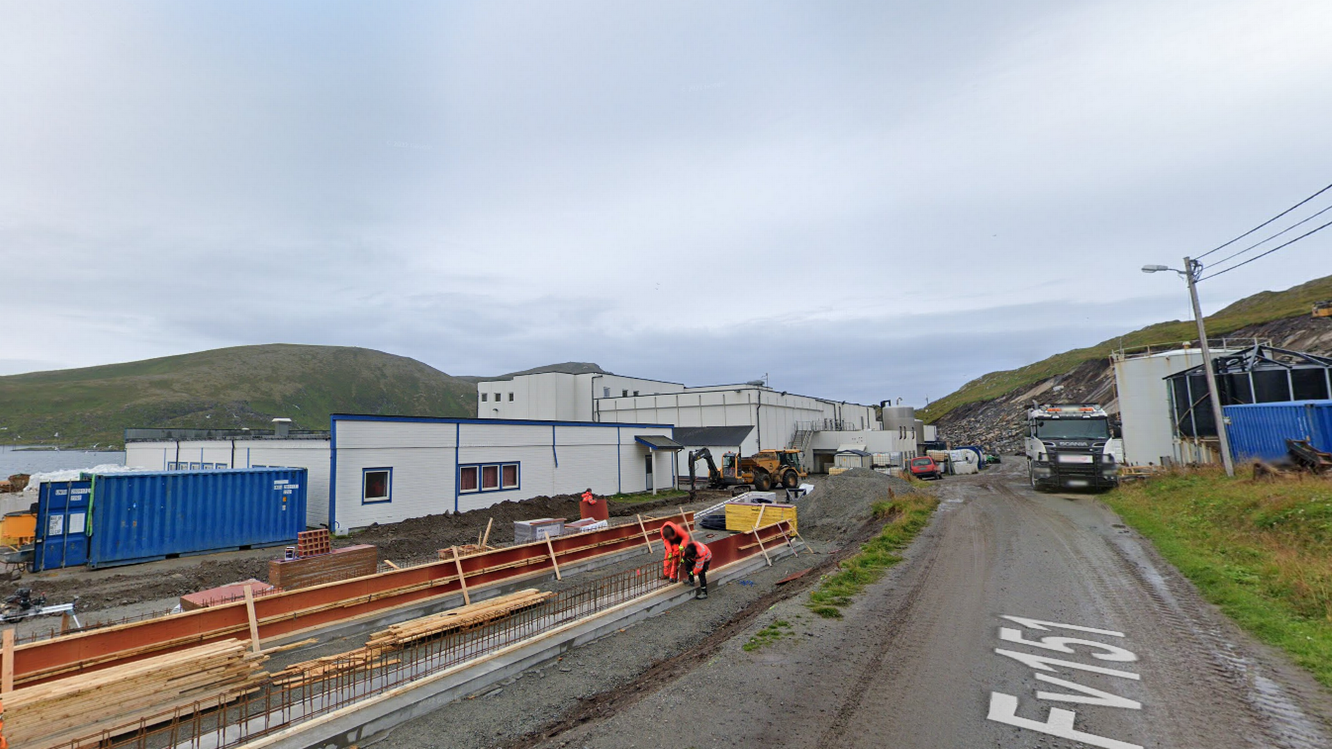 Fjordlaks og NorgesGruppen kommer til å samarbeide om ny matbutikk på Tufjordbruket. | Foto: Google Street View