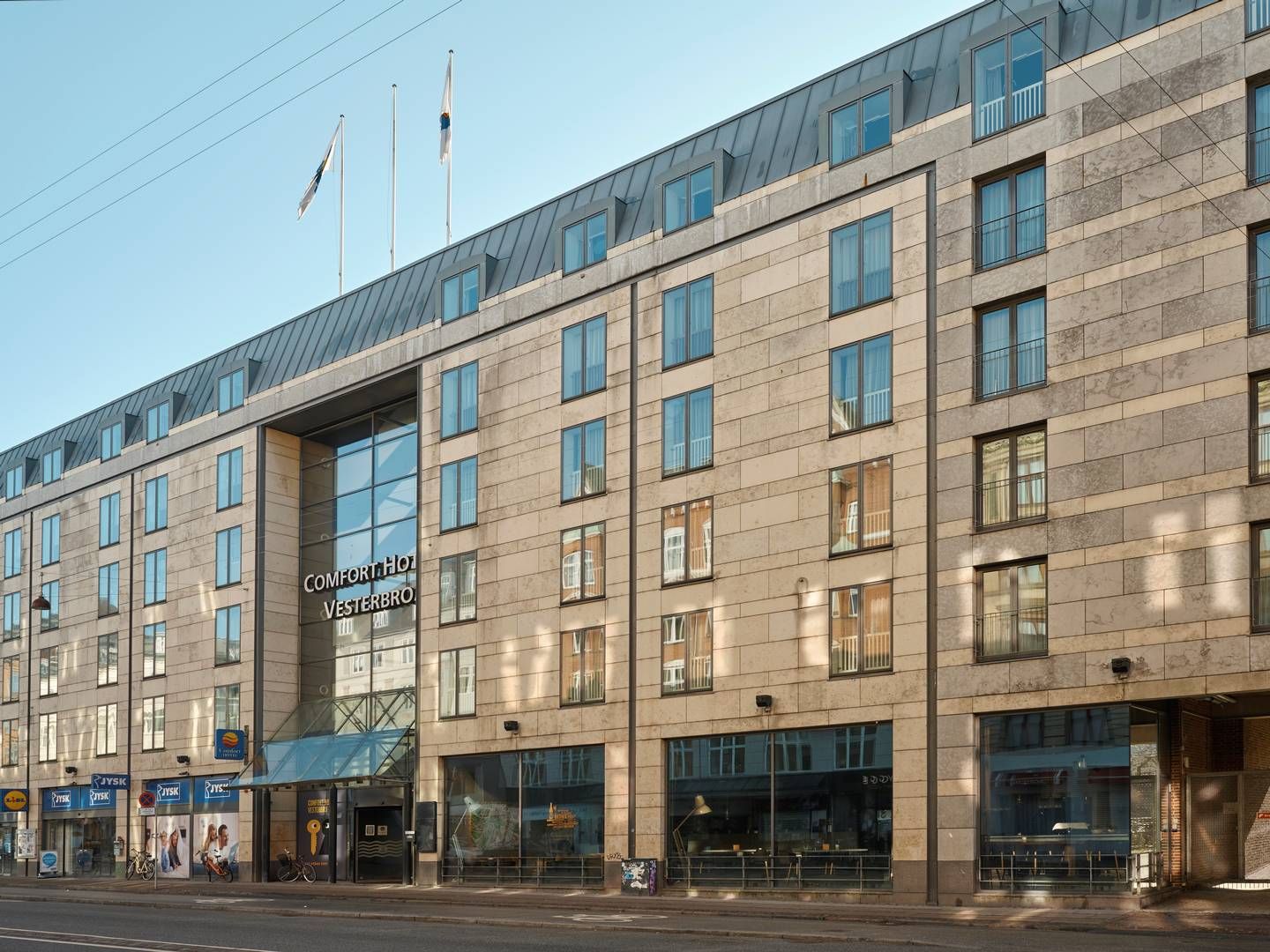 Amerikanske Starwood Capital solgte tidligere på måneden dette hotel på Vesterbro i København for omkring 675 mio. kr. Samlet blev det handlet ejendomme som selskabshandler for over 6 mia. kr. i oktober og november. | Foto: Pr / Comfort Hotel
