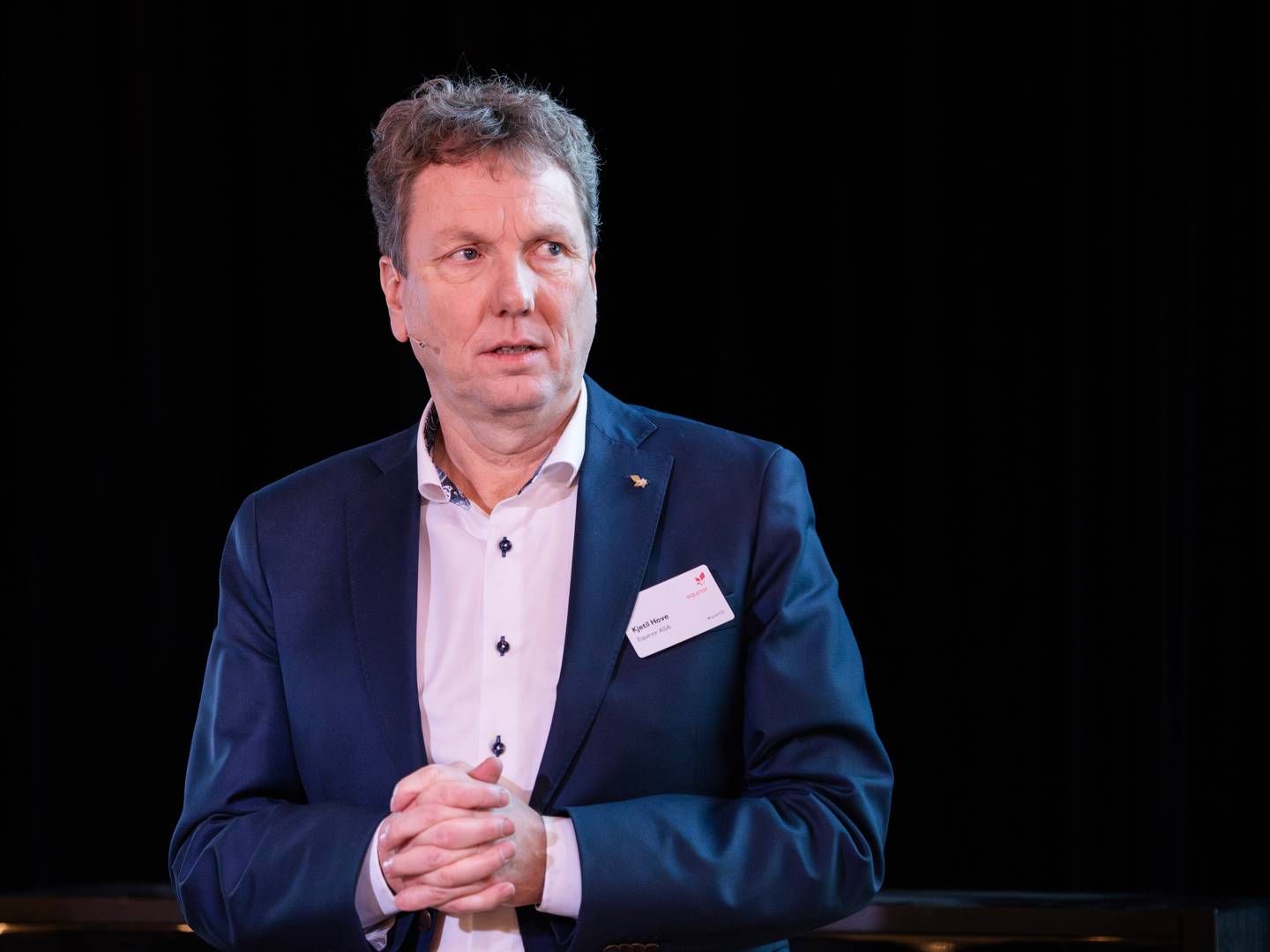 FÅR STRØM: Equinor fortsetter arbeidet med å elektrifisere Utsirahøyden. Her er Kjetil Hove, konserndirektør for utforsking og produksjon, under Equinors høstkonferanse i fjor. | Foto: Ole Berg-Rusten/NTB