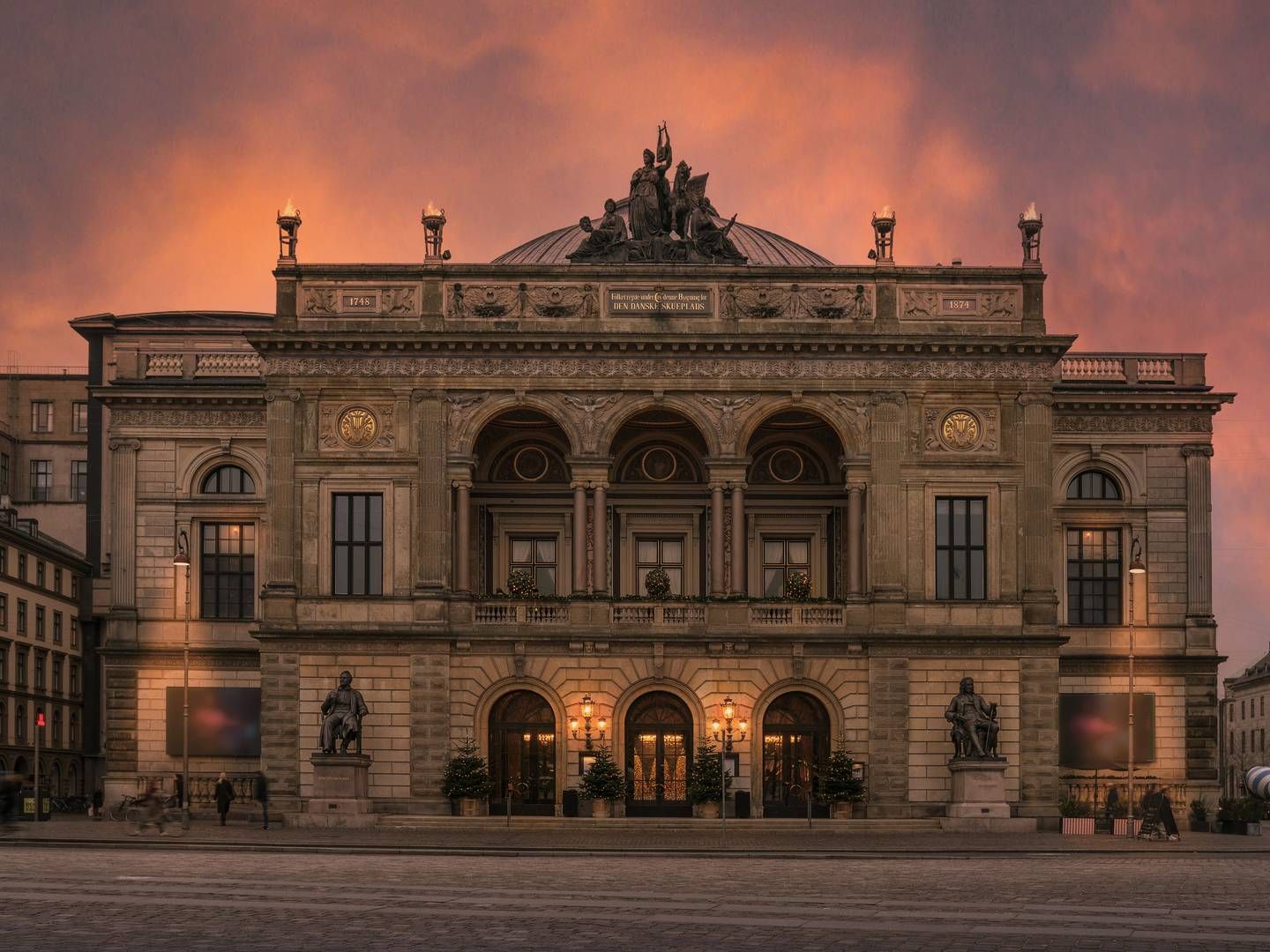 Det har været dyrt at gøre rent efter publikum i bl.a. Det Kongelige Teater i København, der siden maj 2022 har modtaget serviceydelser fra et privat selskab. | Foto: Camilla Winther / Det Kongelige Teater