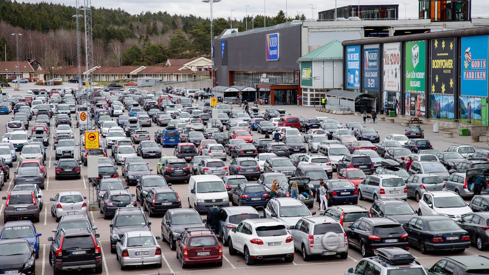 Handelslekkasjen er fortsatt langt lavere enn tidligere år. Bildet er tatt i Svinesund i Sverige. | Foto: Audun Braastad / NTB