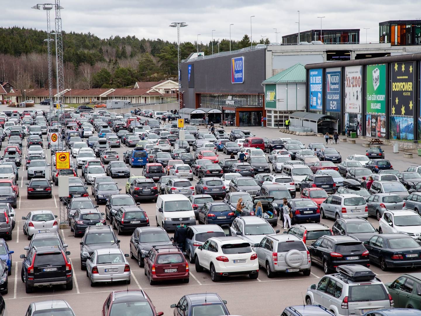 Handelslekkasjen er fortsatt langt lavere enn tidligere år. Bildet er tatt i Svinesund i Sverige. | Foto: Audun Braastad / NTB