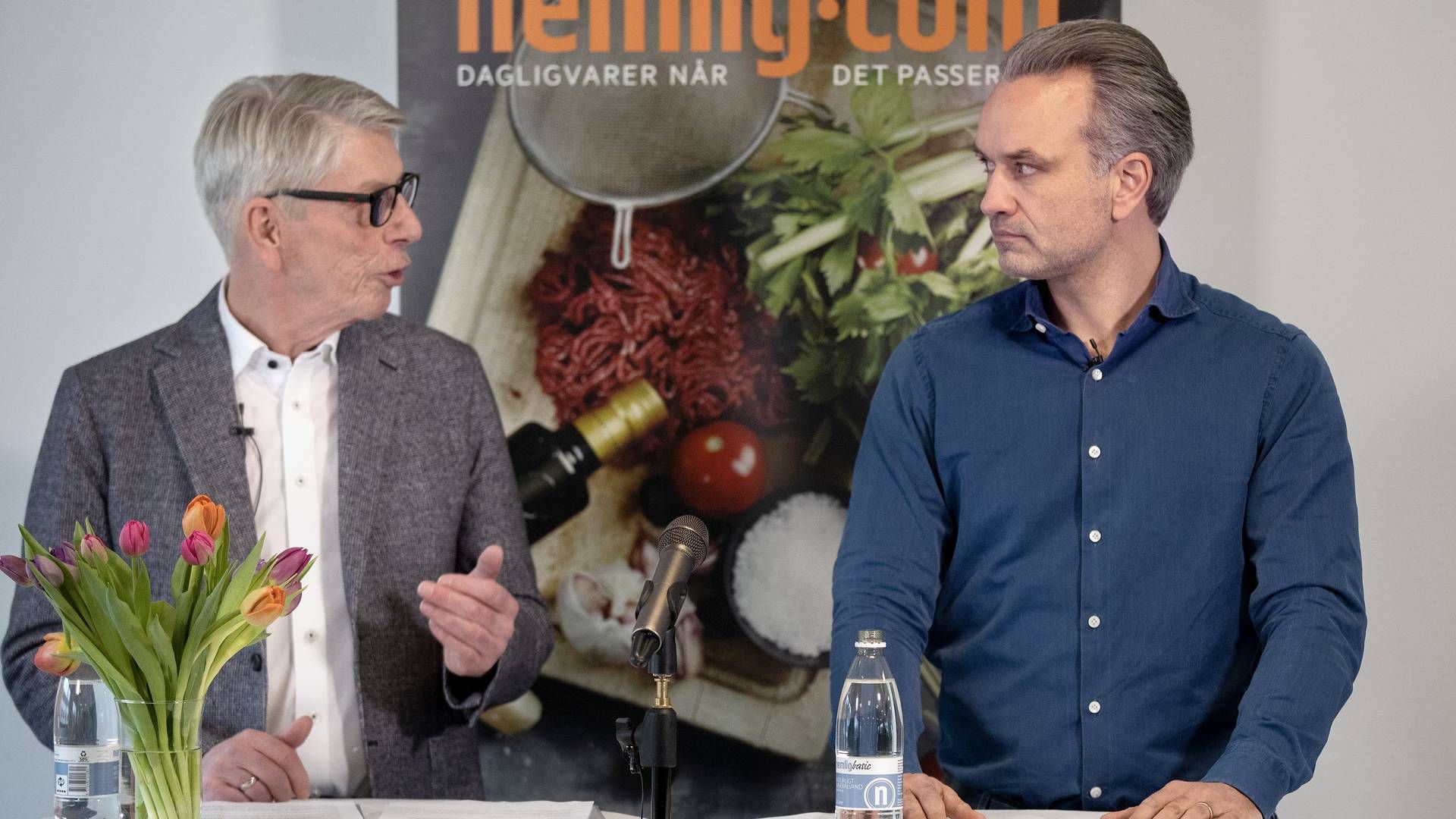 Nemlig.com indgik tidligere i år en overenskomst med 3F Transport for onlinesupermarkedets chauffører. På billedet ses Nemlig-topchef Stefan Plenge (th) og gruppeformand for 3F Transport Jan Villadsen (tv). | Foto: Finn Frandsen