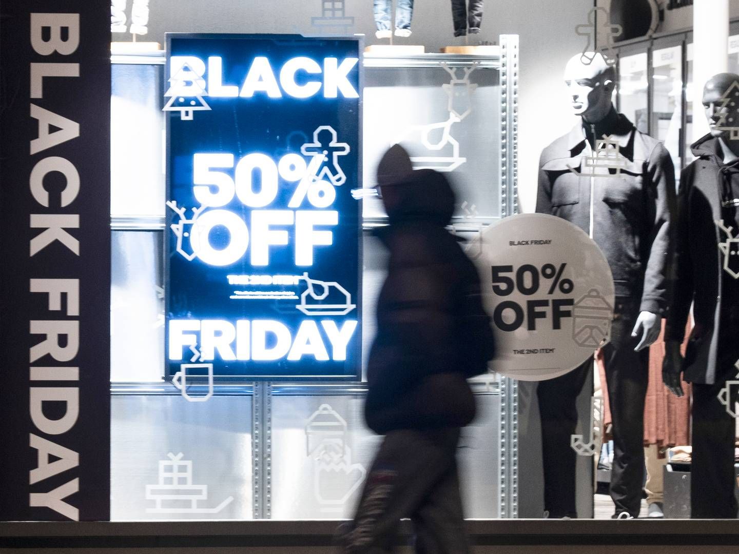 Black Friday hadde omsetningsnedgang i de fysiske butikkene. Samtidig betalte flere over Vipps. | Foto: Erik Flaaris Johansen / NTB
