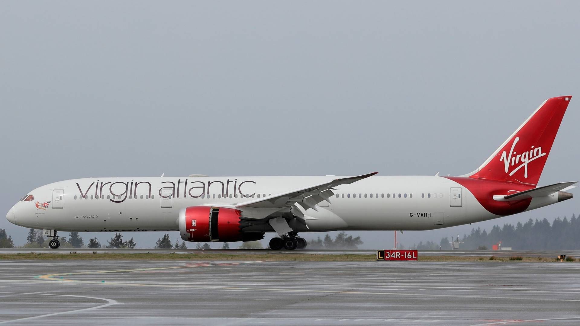 Et passagerfly fra Virgin Atlantic med selskabets stifter, topchef og Storbritanniens transportminister krydser tirsdag Atlanten udelukkende på bæredygtigt flybrændstof. | Foto: Ted S. Warren/AP/Ritzau Scanpix