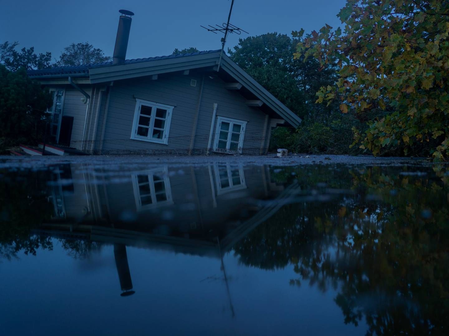 Stormfloden i weekenden d. 20.-21. oktober gik hårdt udover flere sommerhusområder. Her Roneklint ved Faxa Bugt. | Foto: Mads Nissen
