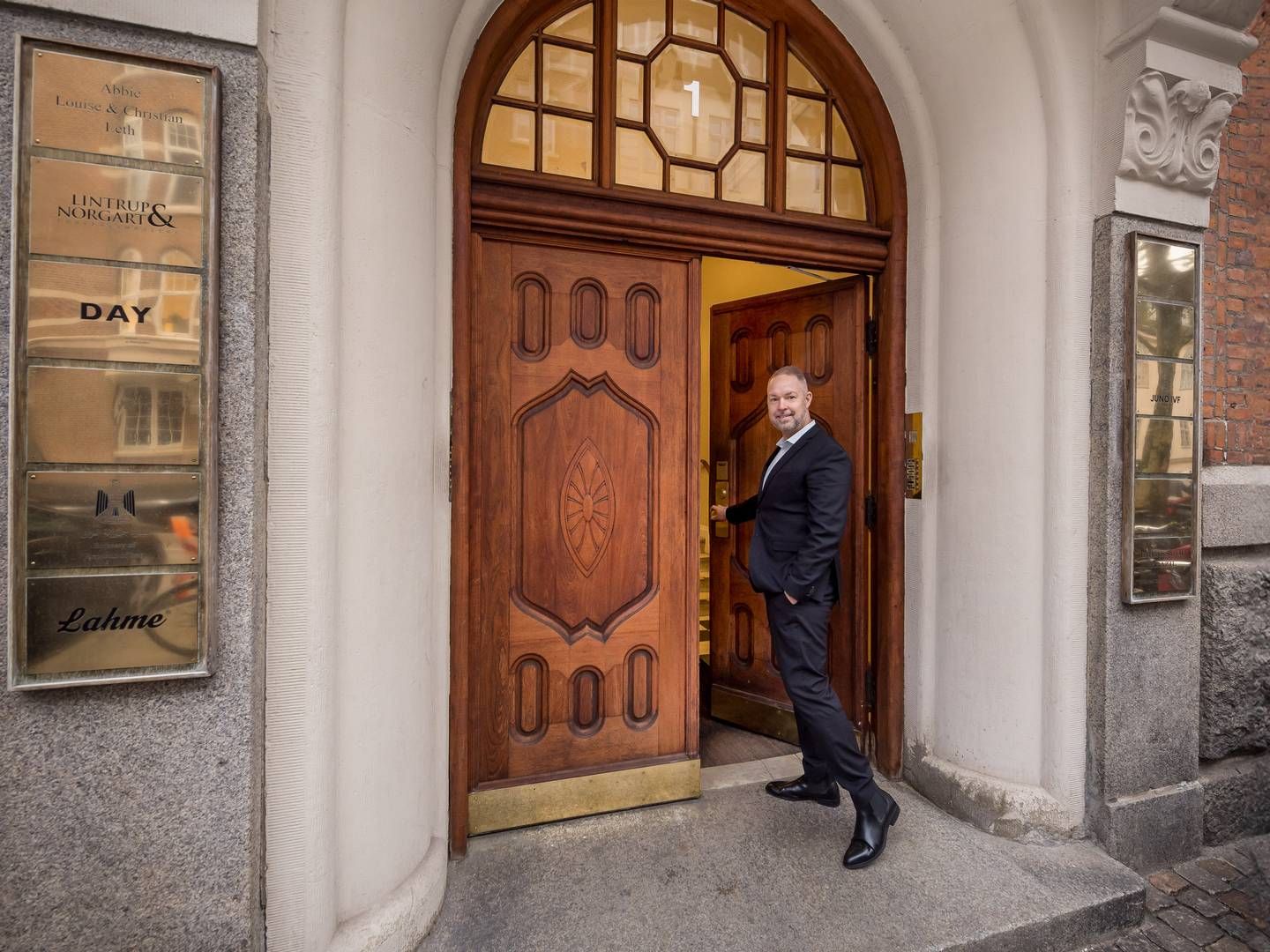Martin Rønne har første dag på kontoret hos de københavnske erhvervsmæglere 1. december. | Foto: Pr / Lintrup & Norgart