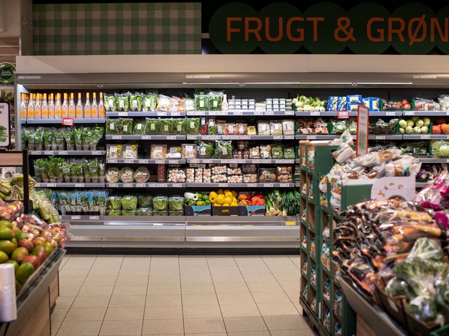 Supermarkedskæden Løvbjerg vil fortsat handle ind via Dagrofa Logistik, der har 18.500 unikke varenumre i sortimentet. | Foto: Joachim Ladefoged