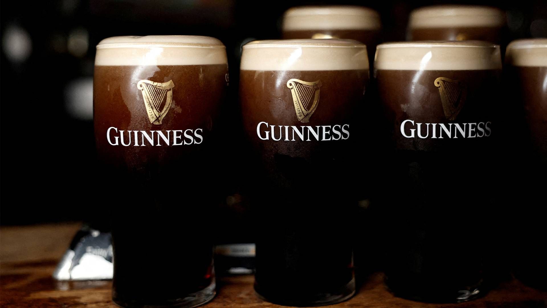 Spirituskoncerne Diageo vil holde fast i det irske ølmærke Guinness, men har angiveligt planer om at frasælge andre irske ølmærker. | Foto: Clodagh Kilcoyne/Reuters/Ritzau Scanpix