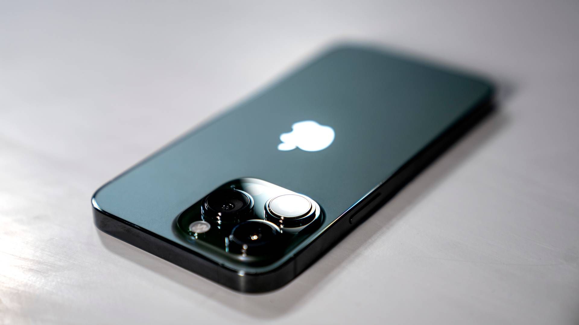 iMessage er standardtjenesten på Apples populære iPhones | Foto: Tariq Mikkel Khan